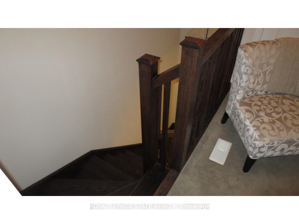 Photo 8 of 7 Lakewalk Drive, Hamilton, Lakeshore — HOMEH