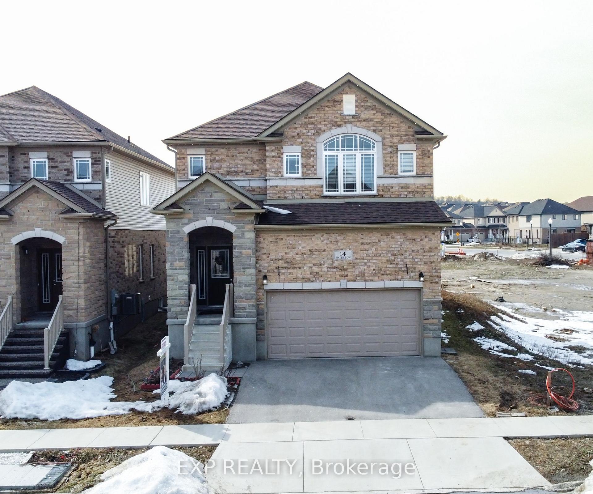 Front of 14 Waterbow Trail