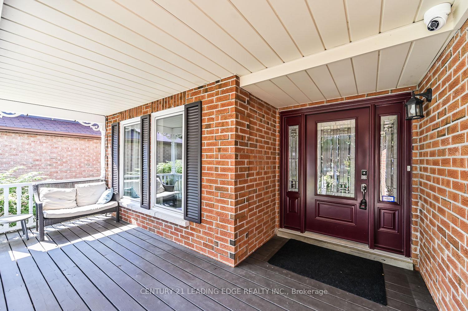 Photo 4 of 15 McCarty Crescent, Markham, Markham Village — HOMEH
