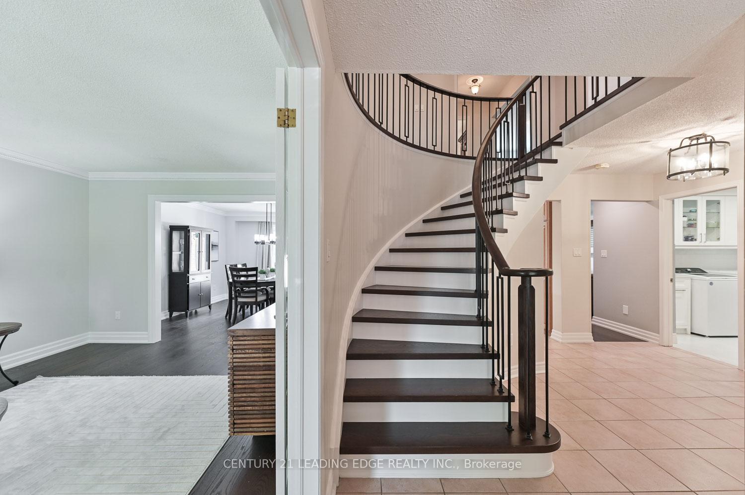 Photo 6 of 15 McCarty Crescent, Markham, Markham Village — HOMEH