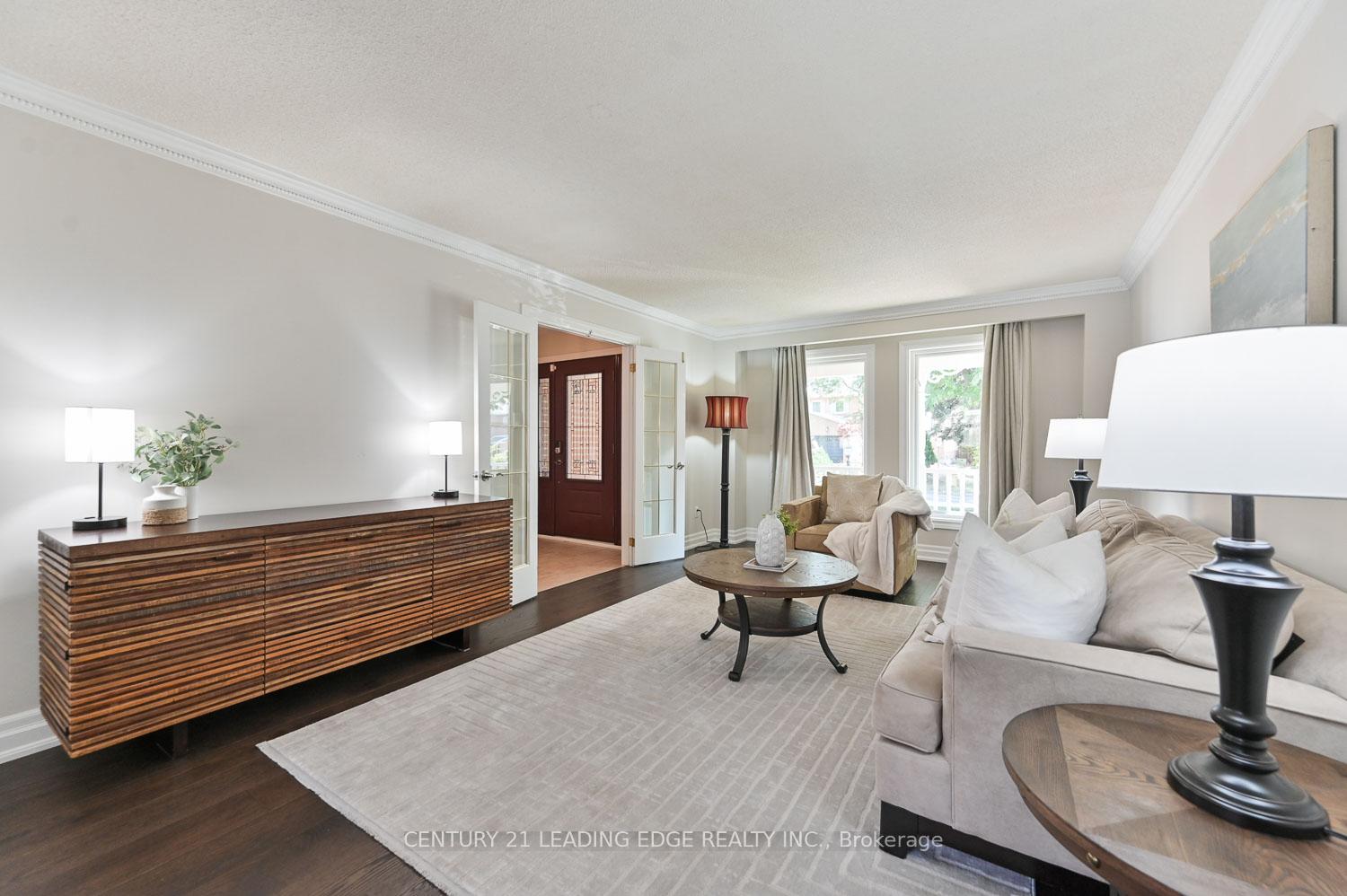 Photo 8 of 15 McCarty Crescent, Markham, Markham Village — HOMEH