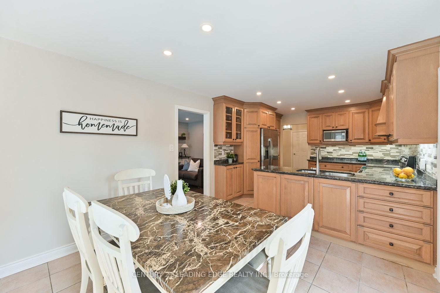 Photo 19 of 15 McCarty Crescent, Markham, Markham Village — HOMEH