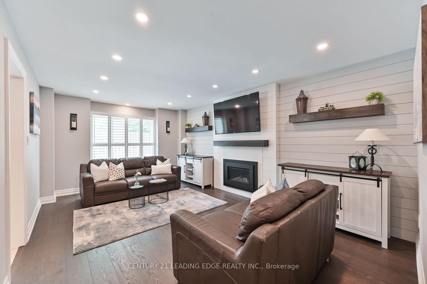 Photo 21 of 15 McCarty Crescent, Markham, Markham Village — HOMEH