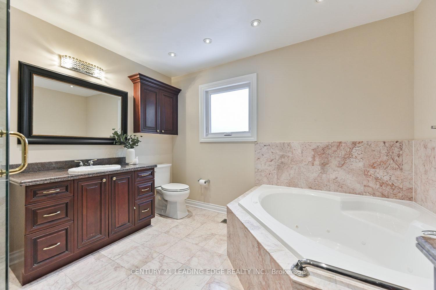 Photo 30 of 15 McCarty Crescent, Markham, Markham Village — HOMEH