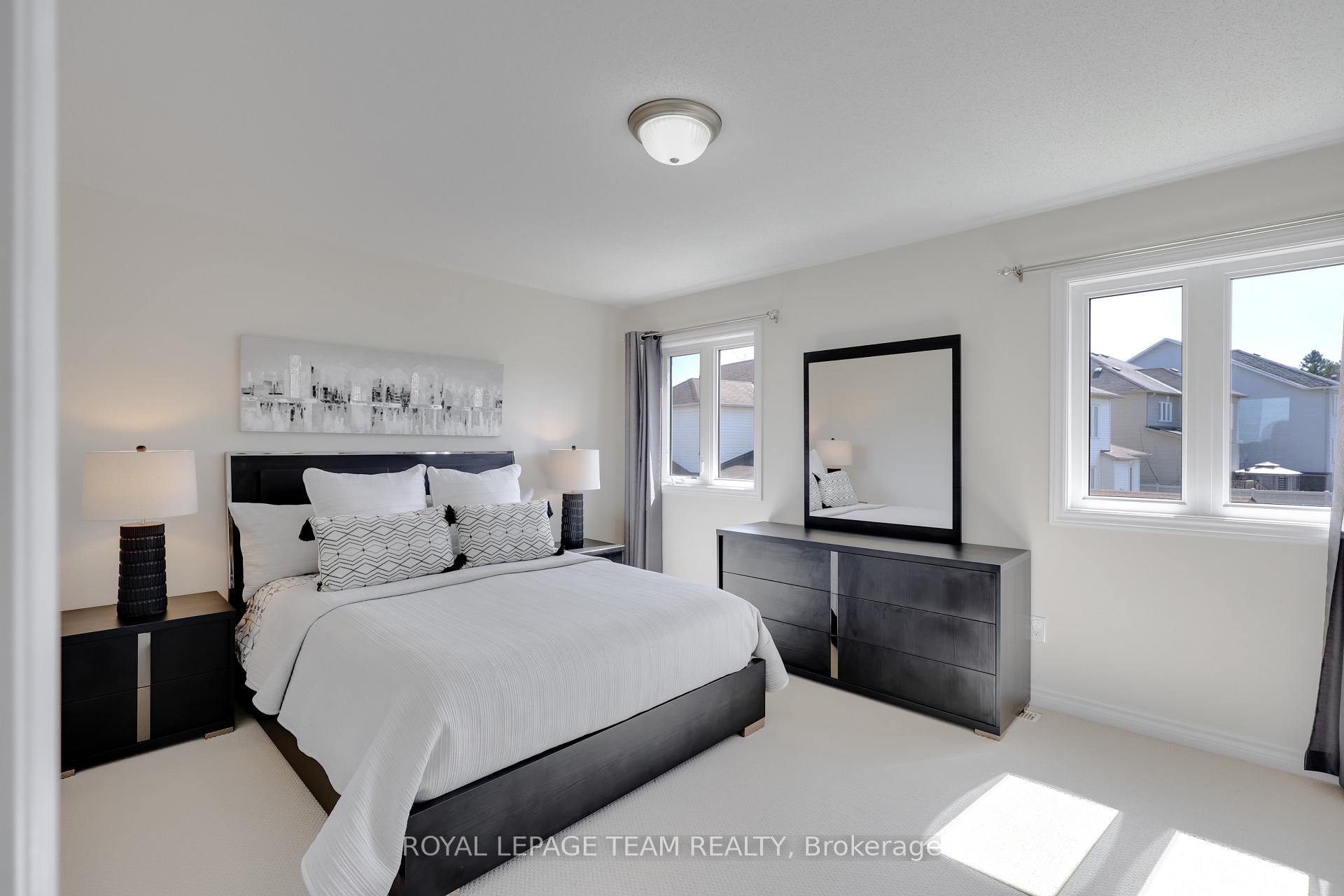 Photo 24 of 381 Abbeydale Circle, Ottawa, Kanata - Morgan's Grant/South March — HOMEH