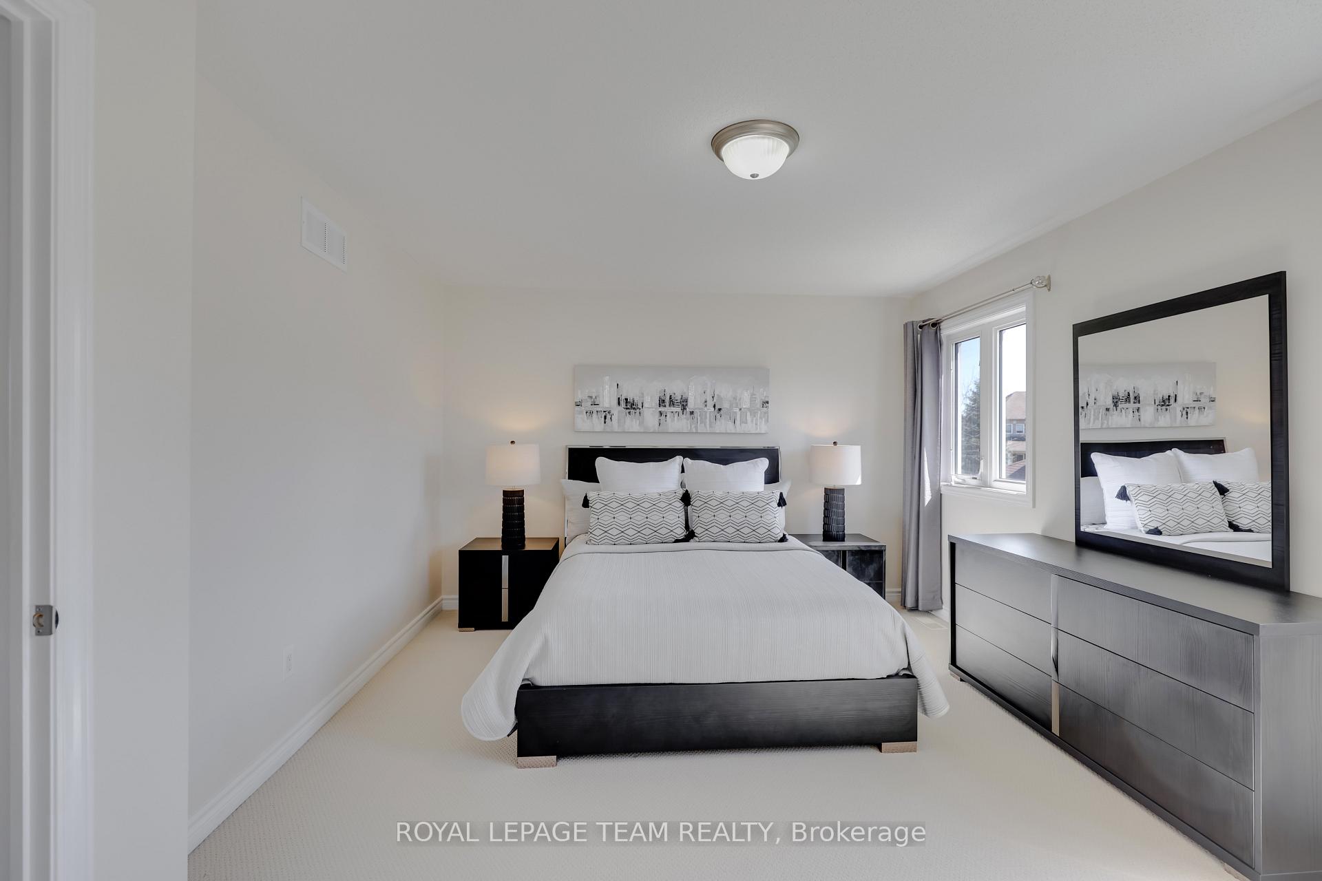 Photo 25 of 381 Abbeydale Circle, Ottawa, Kanata - Morgan's Grant/South March — HOMEH
