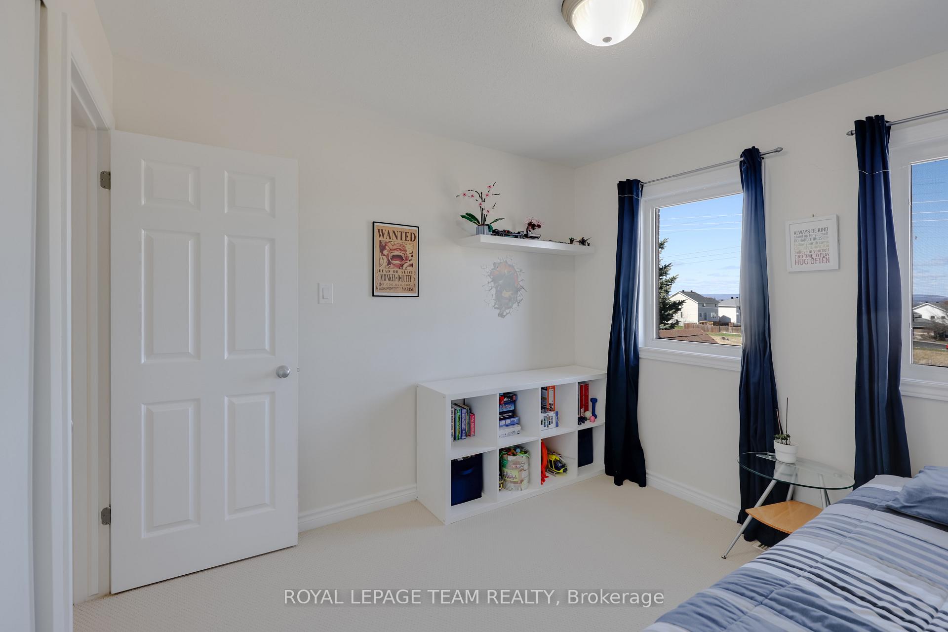 Photo 34 of 381 Abbeydale Circle, Ottawa, Kanata - Morgan's Grant/South March — HOMEH