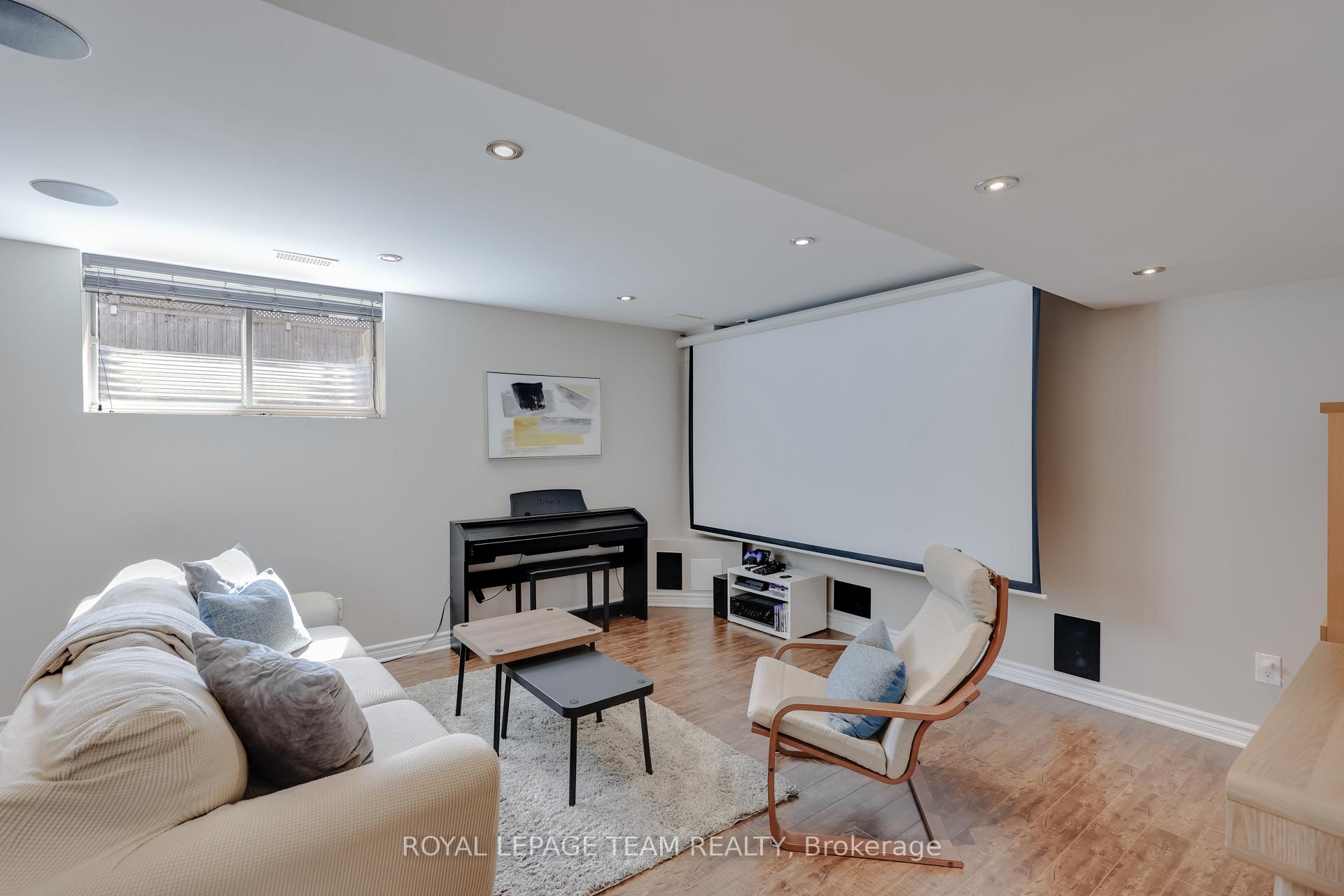 Photo 43 of 381 Abbeydale Circle, Ottawa, Kanata - Morgan's Grant/South March — HOMEH