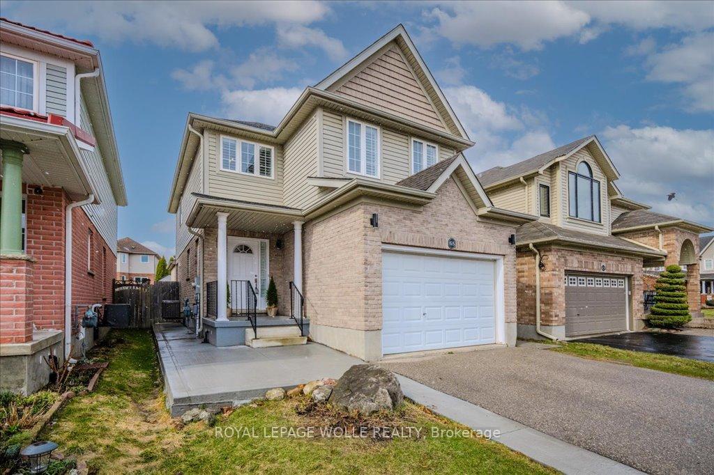 Photo 3 of 65 Colton Circle, Kitchener — HOMEH