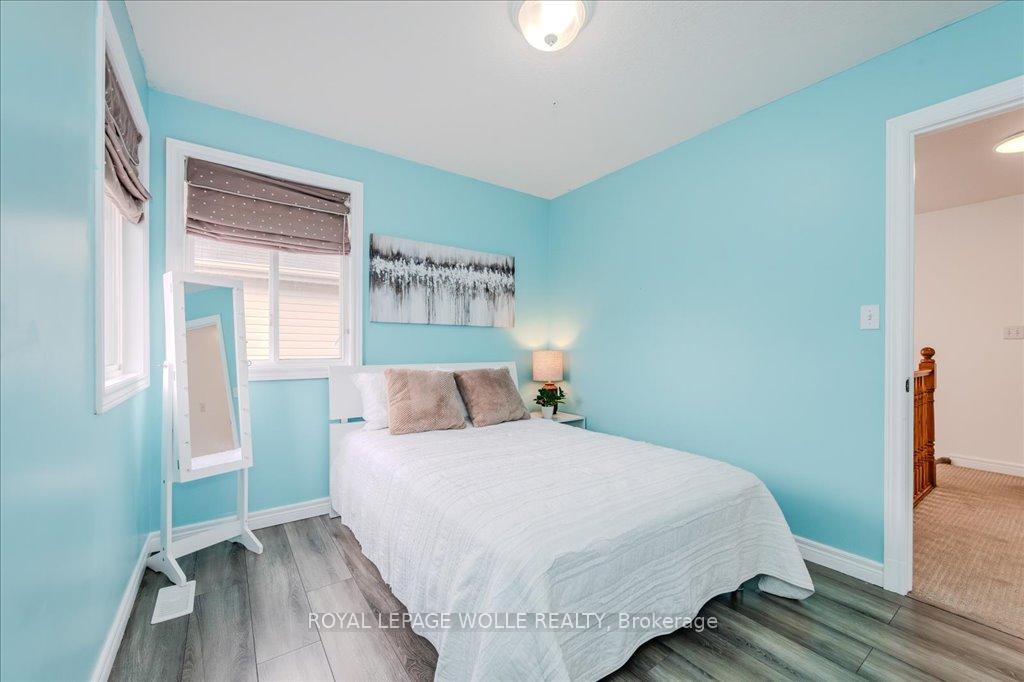 Photo 25 of 65 Colton Circle, Kitchener — HOMEH