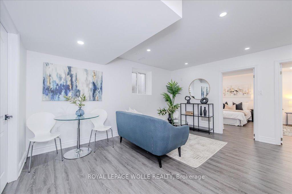 Photo 30 of 65 Colton Circle, Kitchener — HOMEH