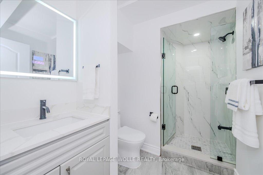 Photo 39 of 65 Colton Circle, Kitchener — HOMEH