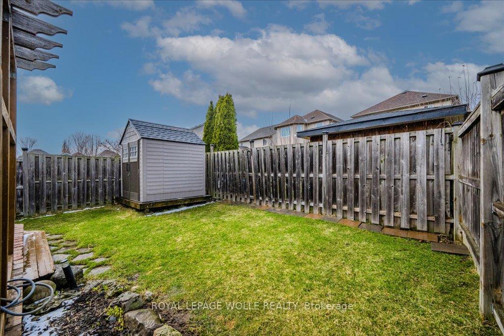 Photo 44 of 65 Colton Circle, Kitchener — HOMEH