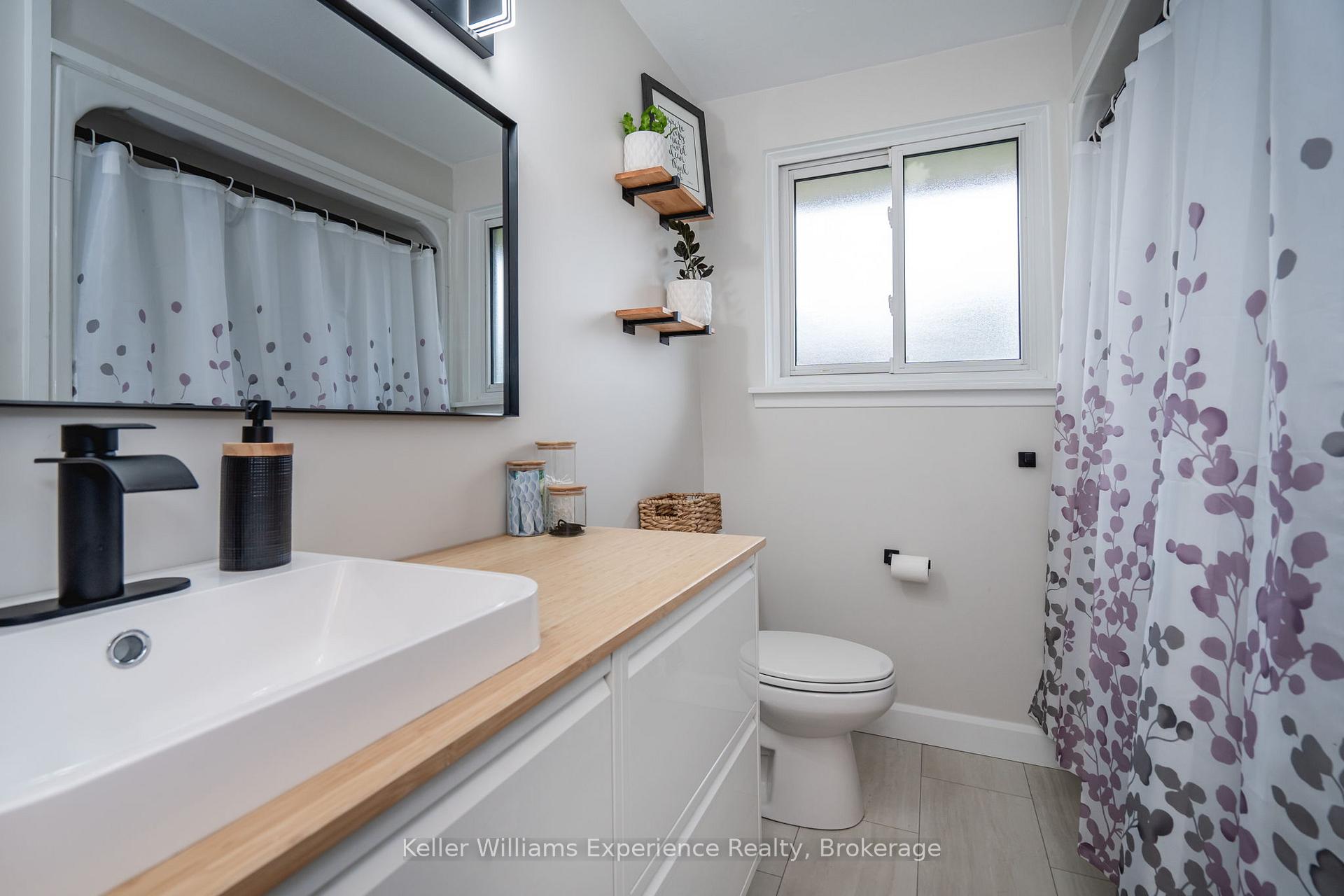 Photo 15 of 624 Manly Street, Midland — HOMEH