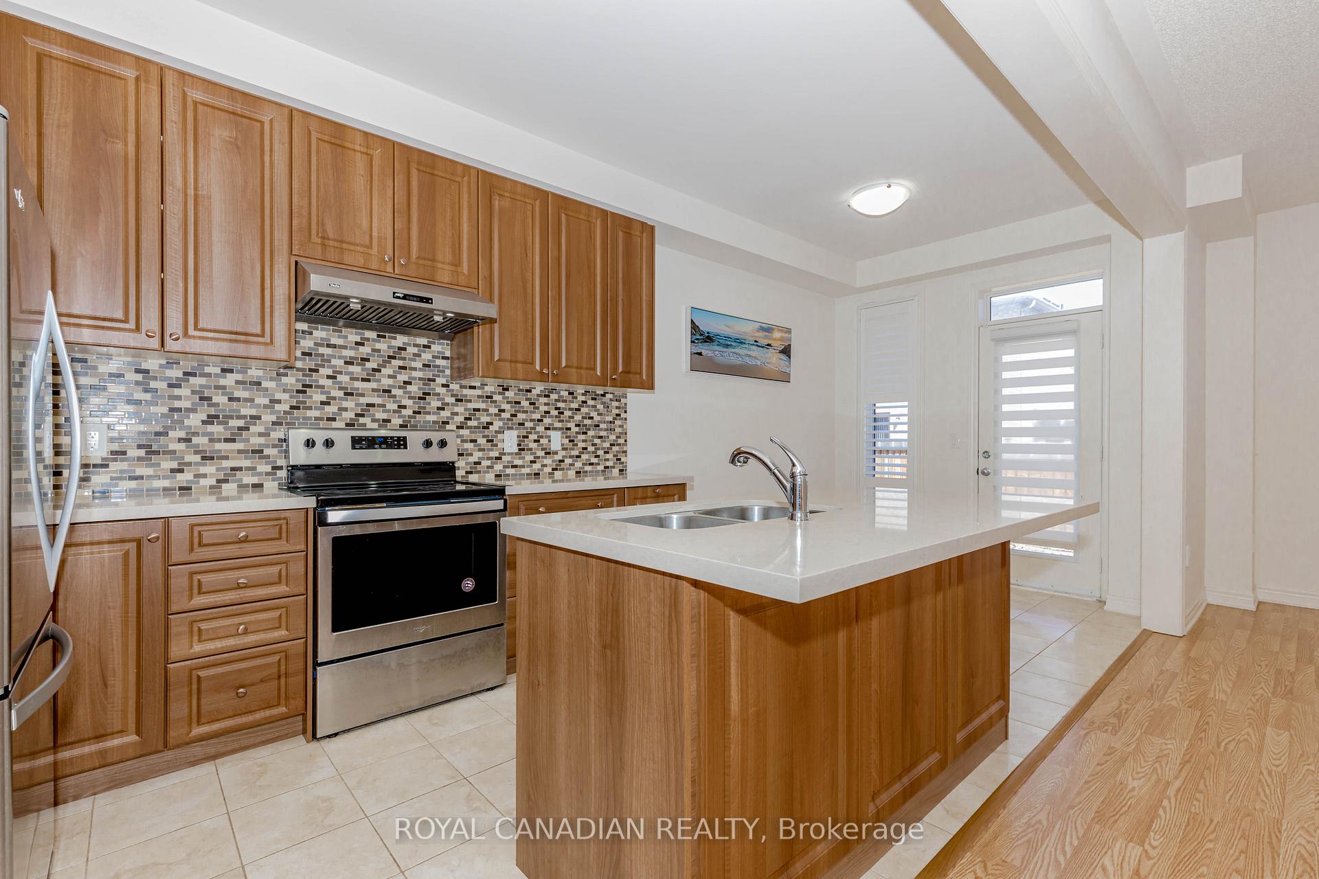 Photo 13 of 1533 Carr Landing, Milton, Ford — HOMEH