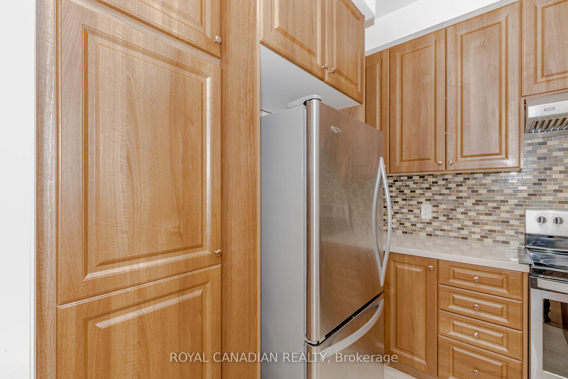 Photo 14 of 1533 Carr Landing, Milton, Ford — HOMEH