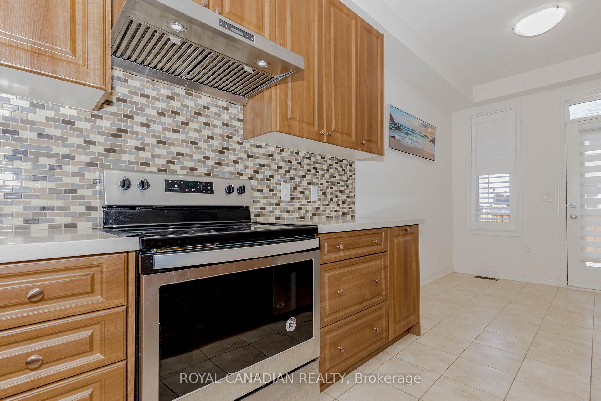 Photo 15 of 1533 Carr Landing, Milton, Ford — HOMEH