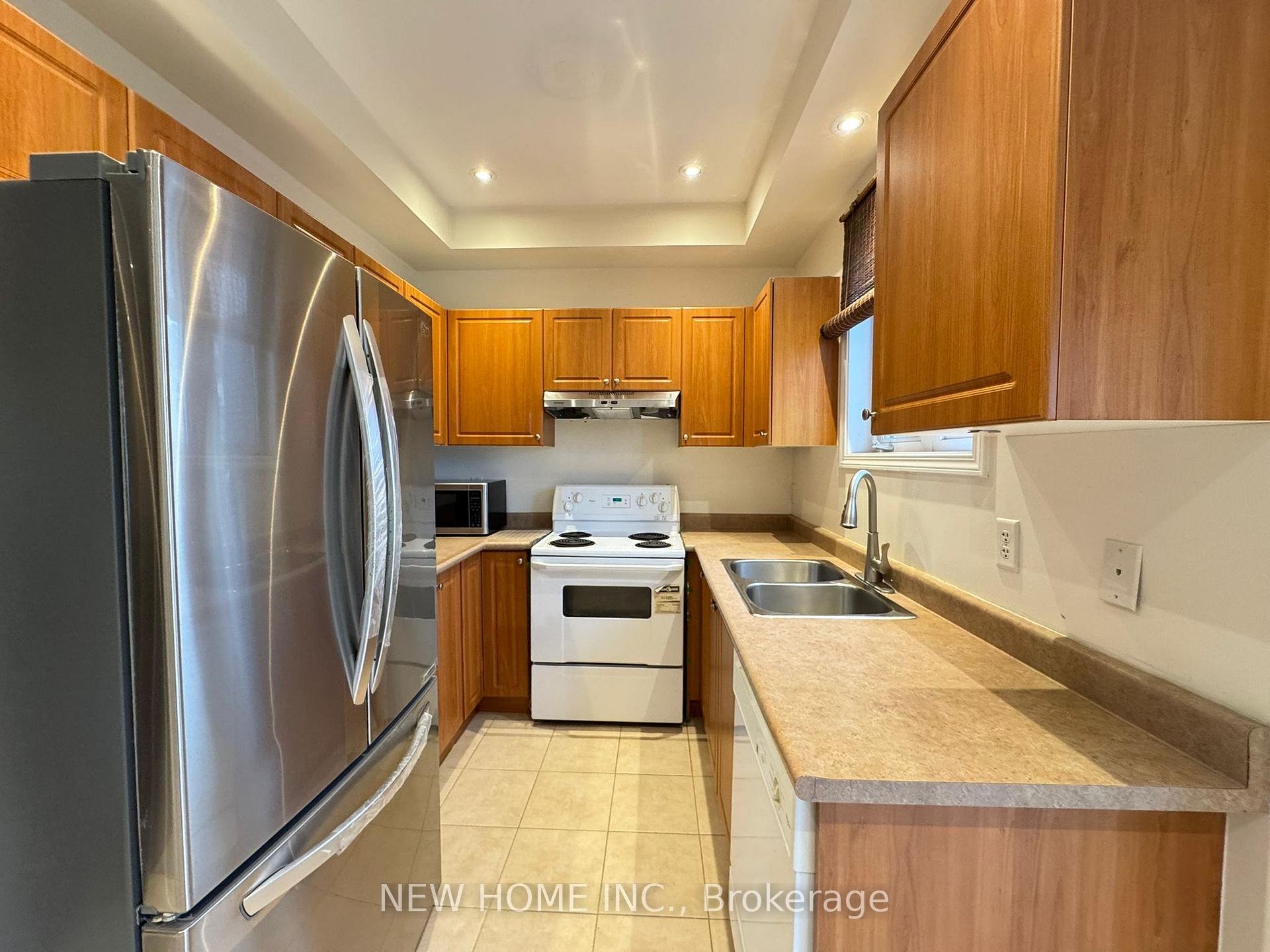 Photo 8 of 23 Briarcrest Drive, Markham, Berczy — HOMEH