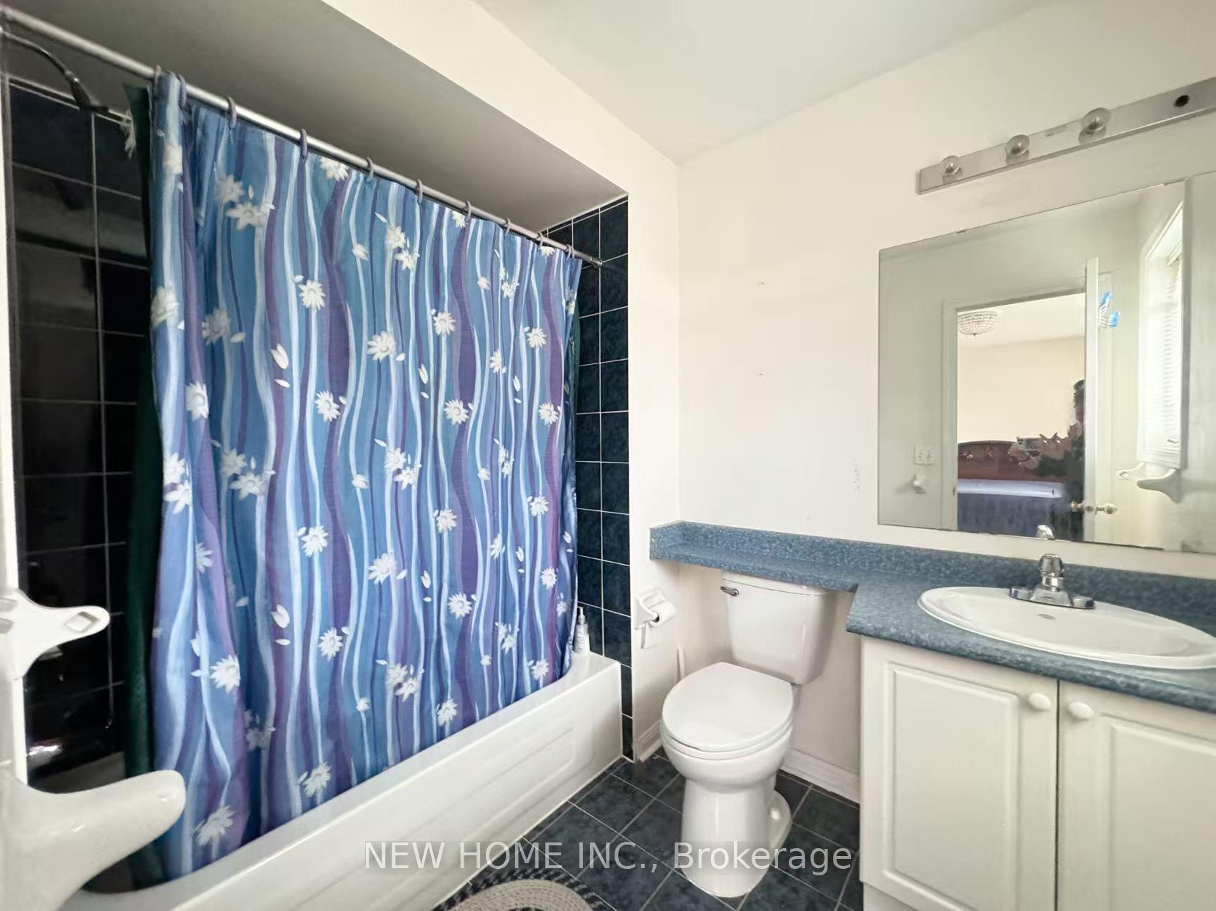 Photo 11 of 23 Briarcrest Drive, Markham, Berczy — HOMEH