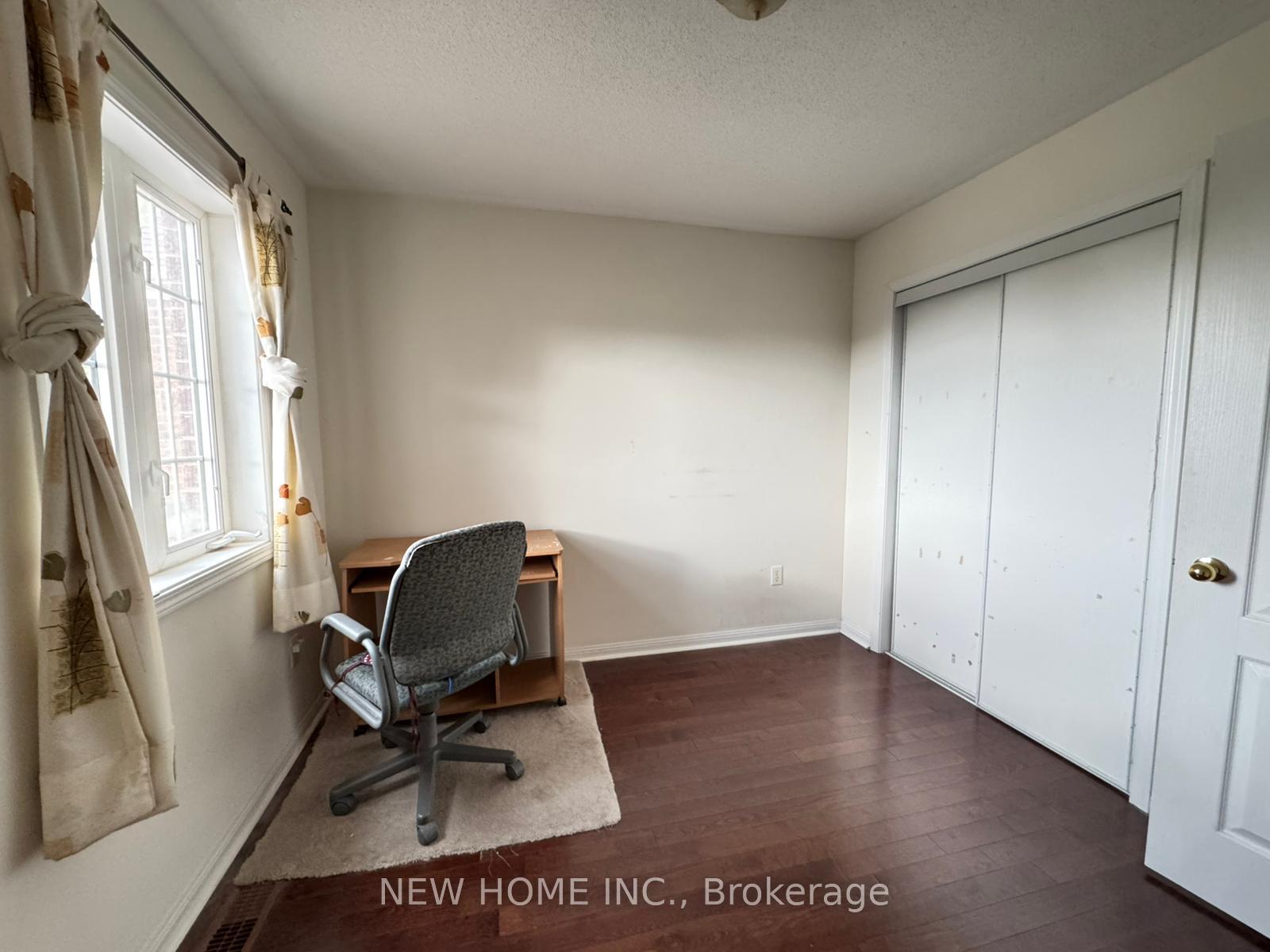 Photo 18 of 23 Briarcrest Drive, Markham, Berczy — HOMEH