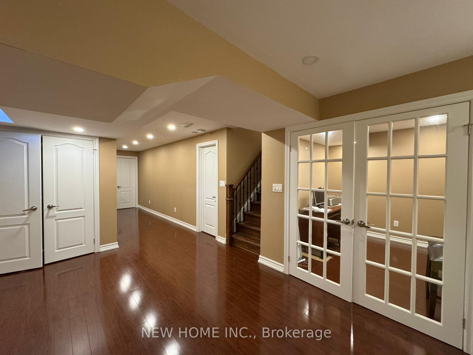 Photo 24 of 23 Briarcrest Drive, Markham, Berczy — HOMEH