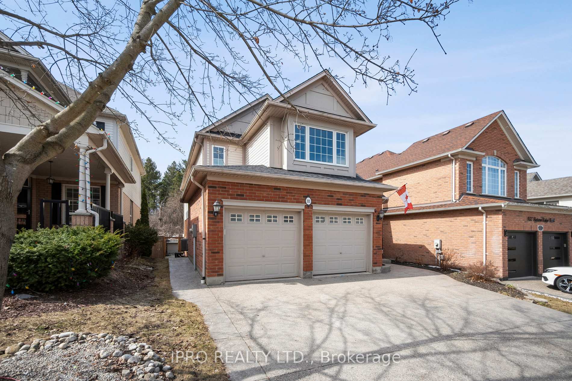Photo 4 of 111 Autumn Ridge Trail, Kitchener — HOMEH