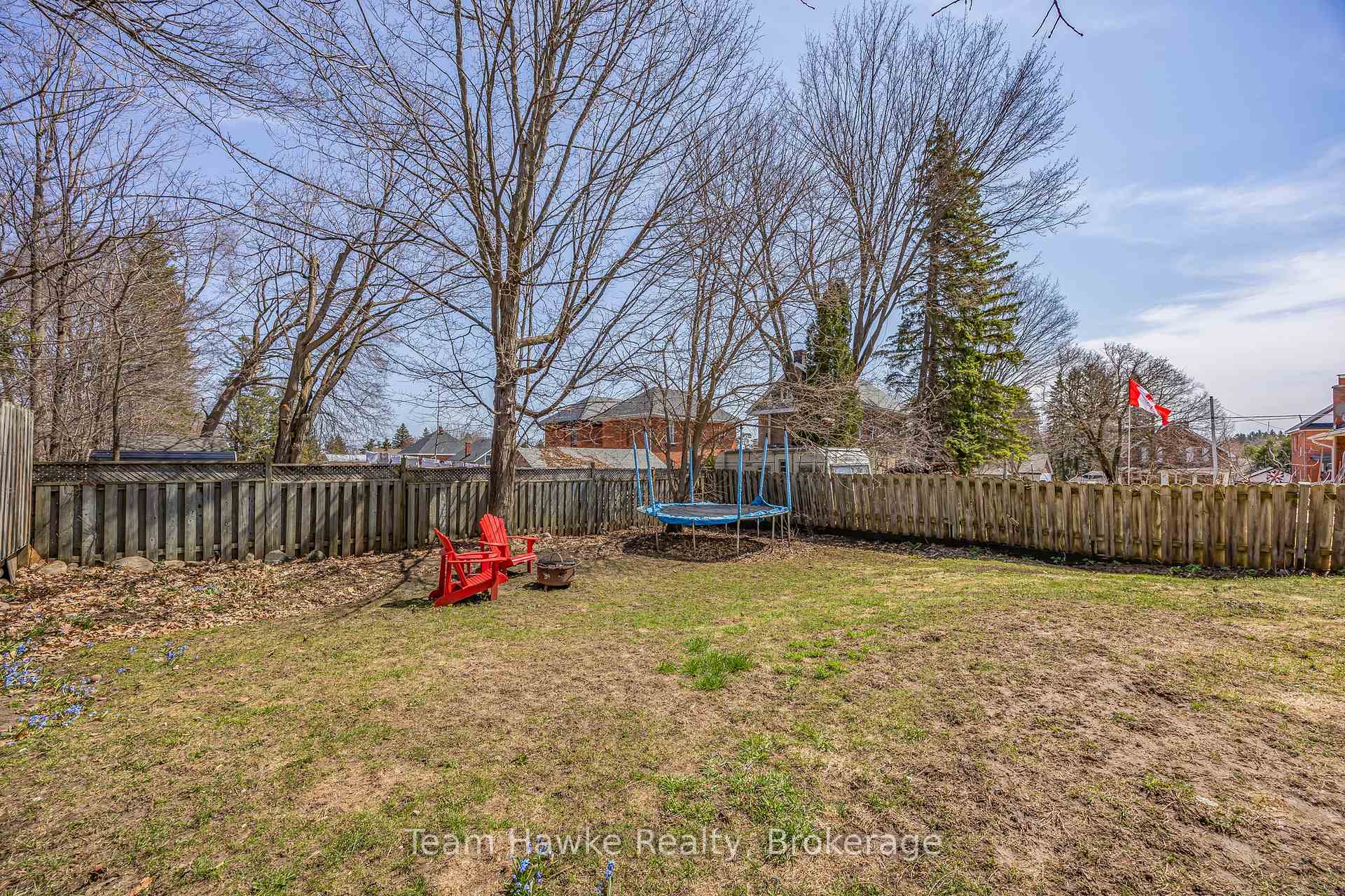 Photo 36 of 261 Eighth Street, Midland — HOMEH