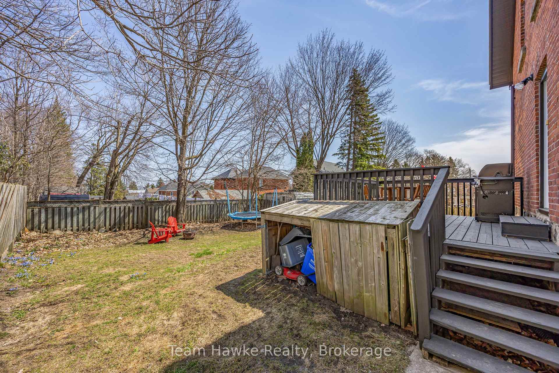 Photo 37 of 261 Eighth Street, Midland — HOMEH