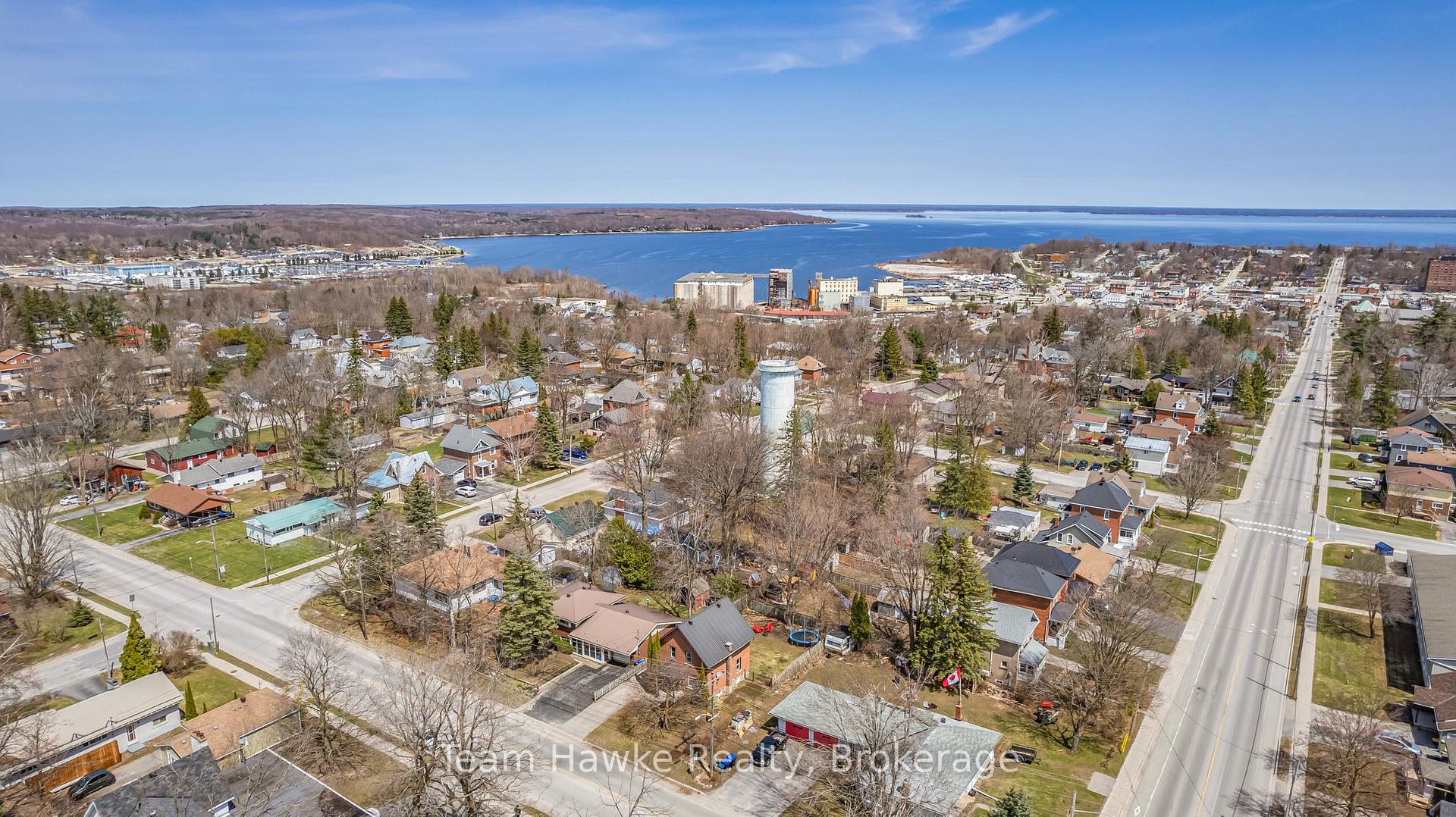 Photo 40 of 261 Eighth Street, Midland — HOMEH