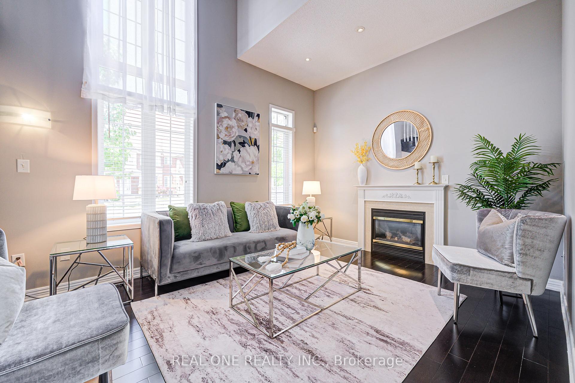 Photo 10 of 35 Ridgecrest Road, Markham, Berczy — HOMEH