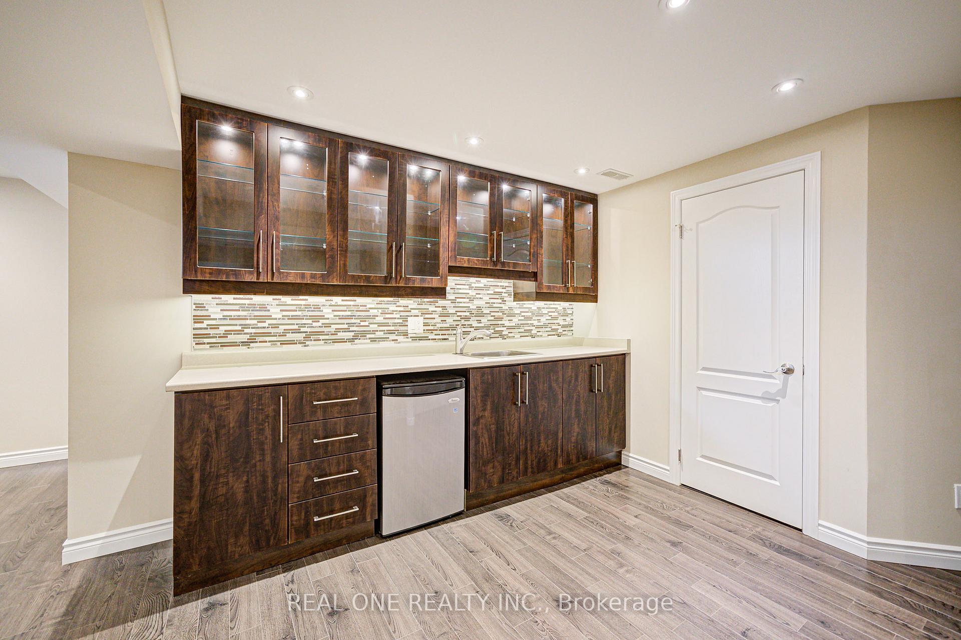 Photo 30 of 35 Ridgecrest Road, Markham, Berczy — HOMEH
