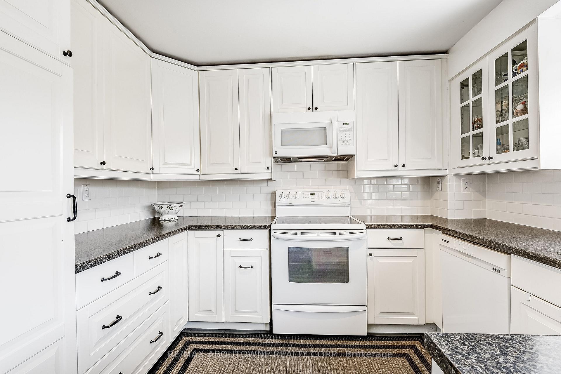 Photo 2 of Unit 69, 235 Bronte Street S, Milton, Old Milton — HOMEH