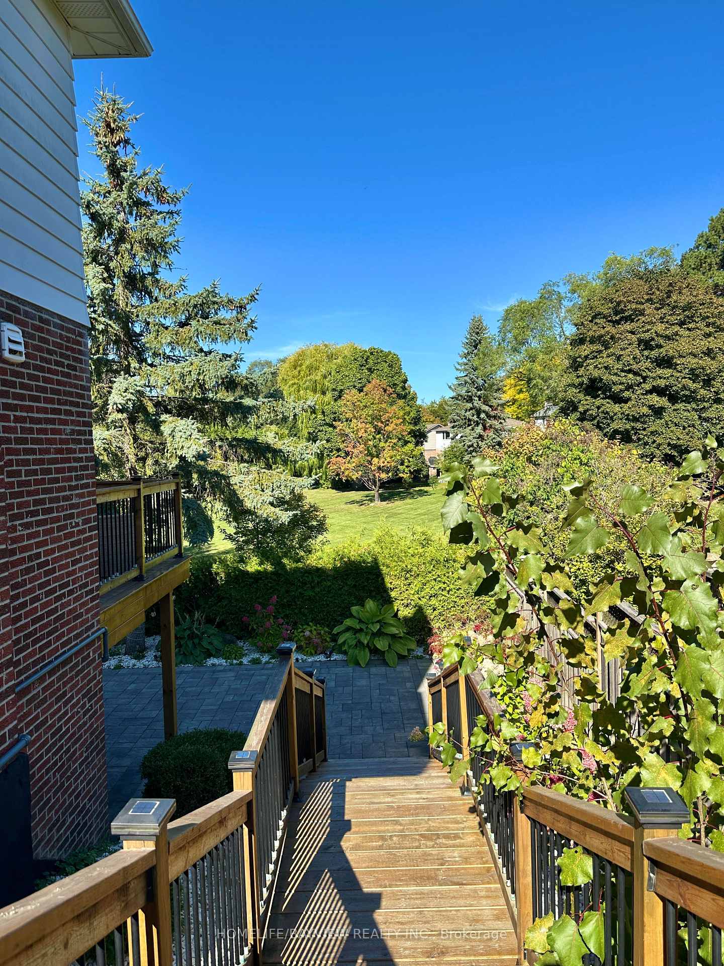 Photo 4 of 57 Thorny Brae (BASEMENT) Drive, Markham, Royal Orchard — HOMEH