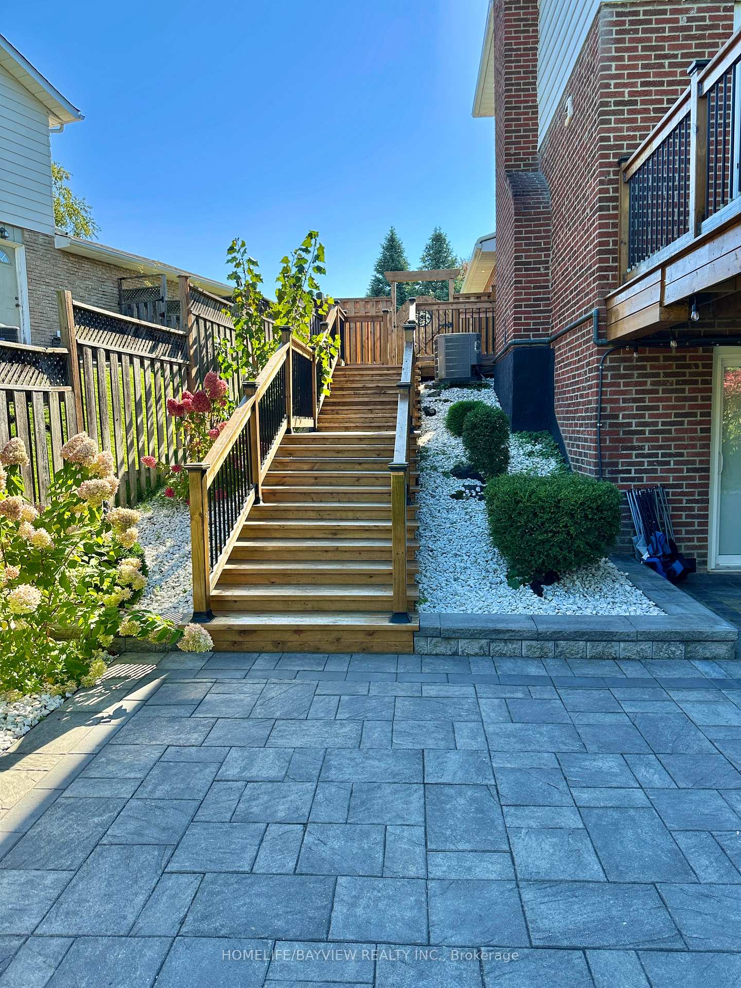 Photo 5 of 57 Thorny Brae (BASEMENT) Drive, Markham, Royal Orchard — HOMEH