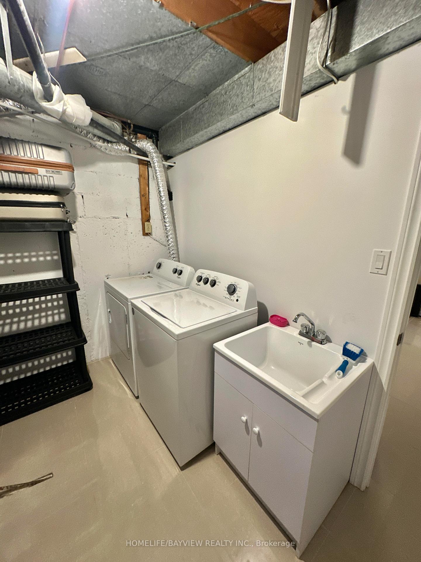 Photo 15 of 57 Thorny Brae (BASEMENT) Drive, Markham, Royal Orchard — HOMEH