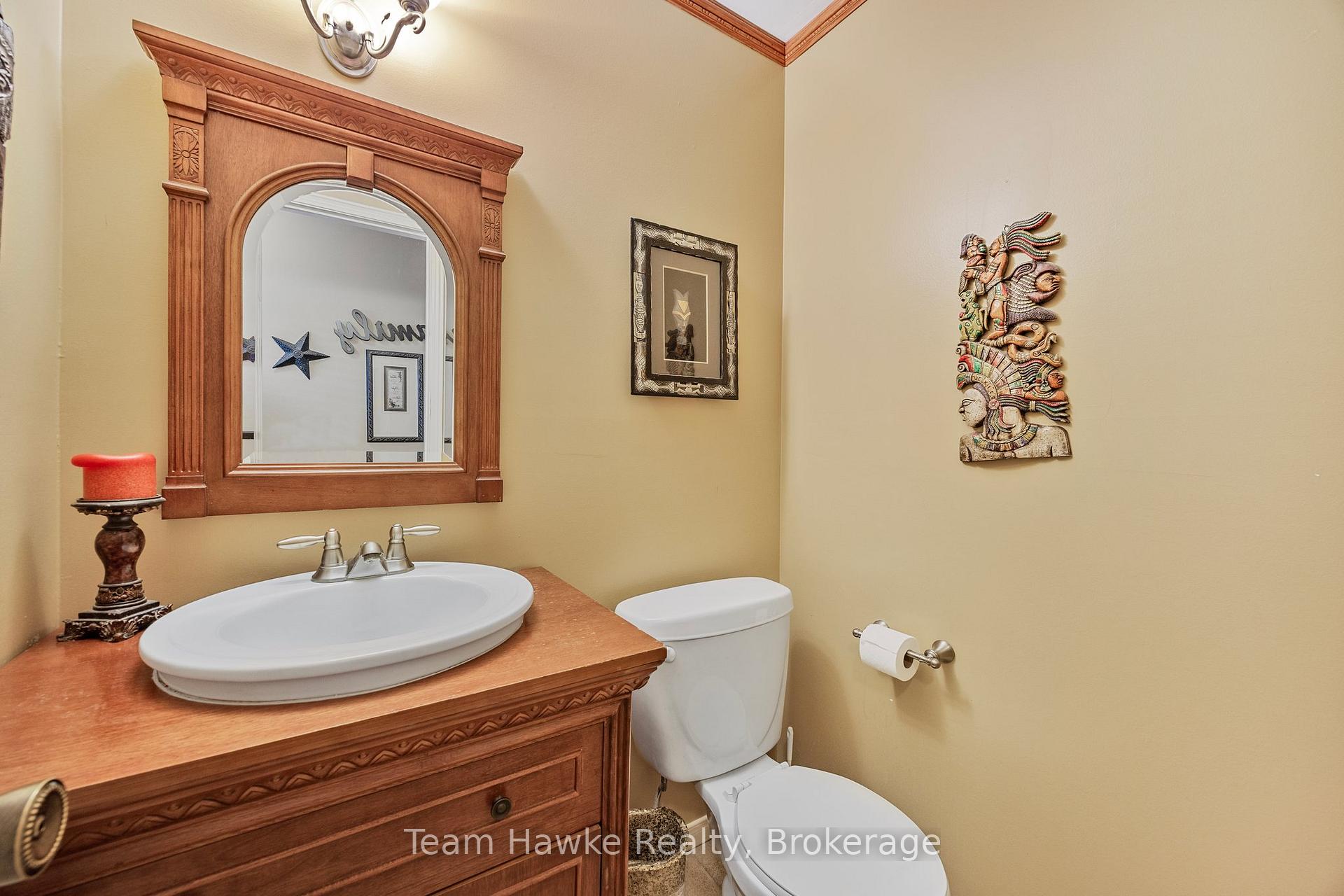 Photo 23 of 953 Playfair Road, Midland — HOMEH