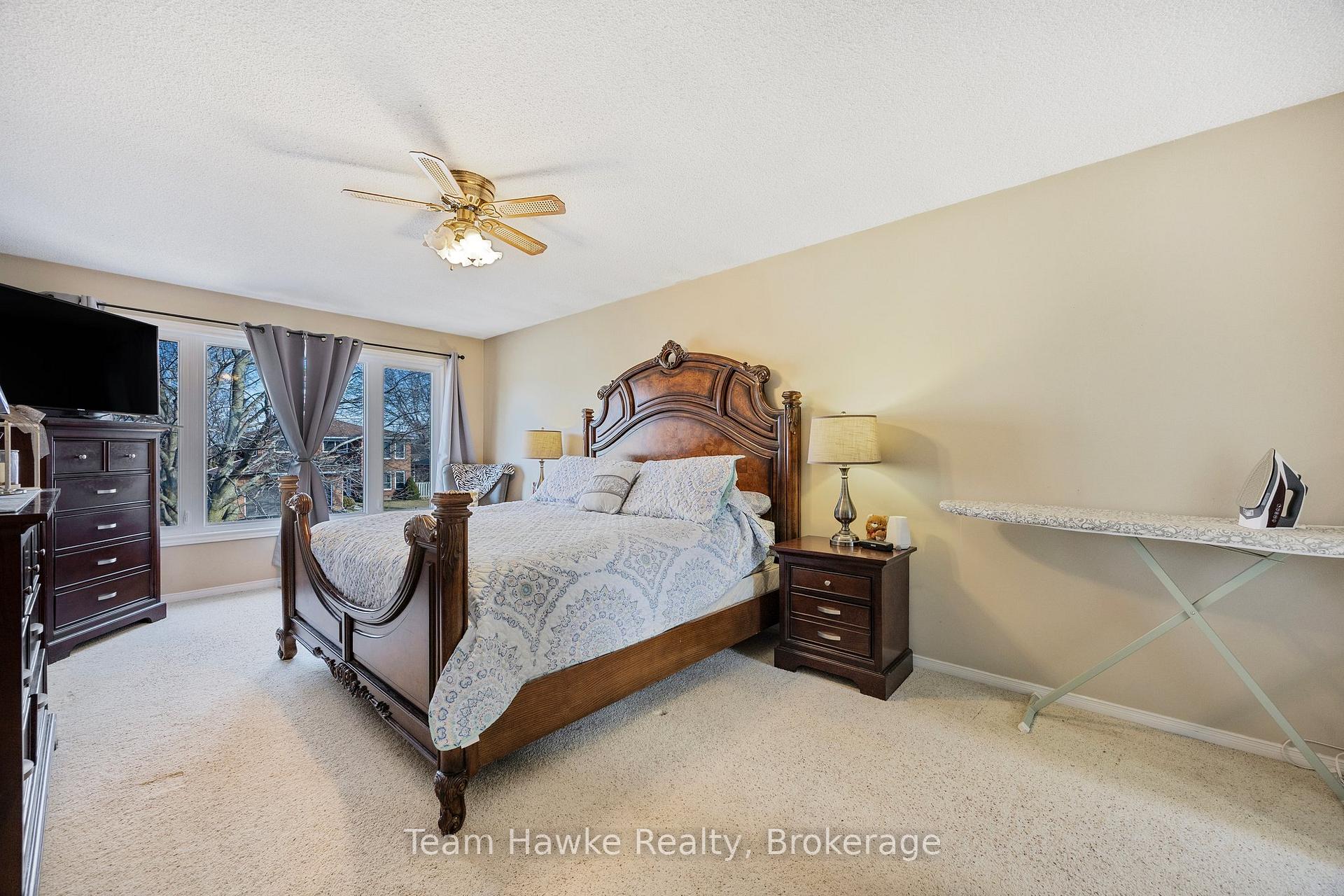 Photo 24 of 953 Playfair Road, Midland — HOMEH