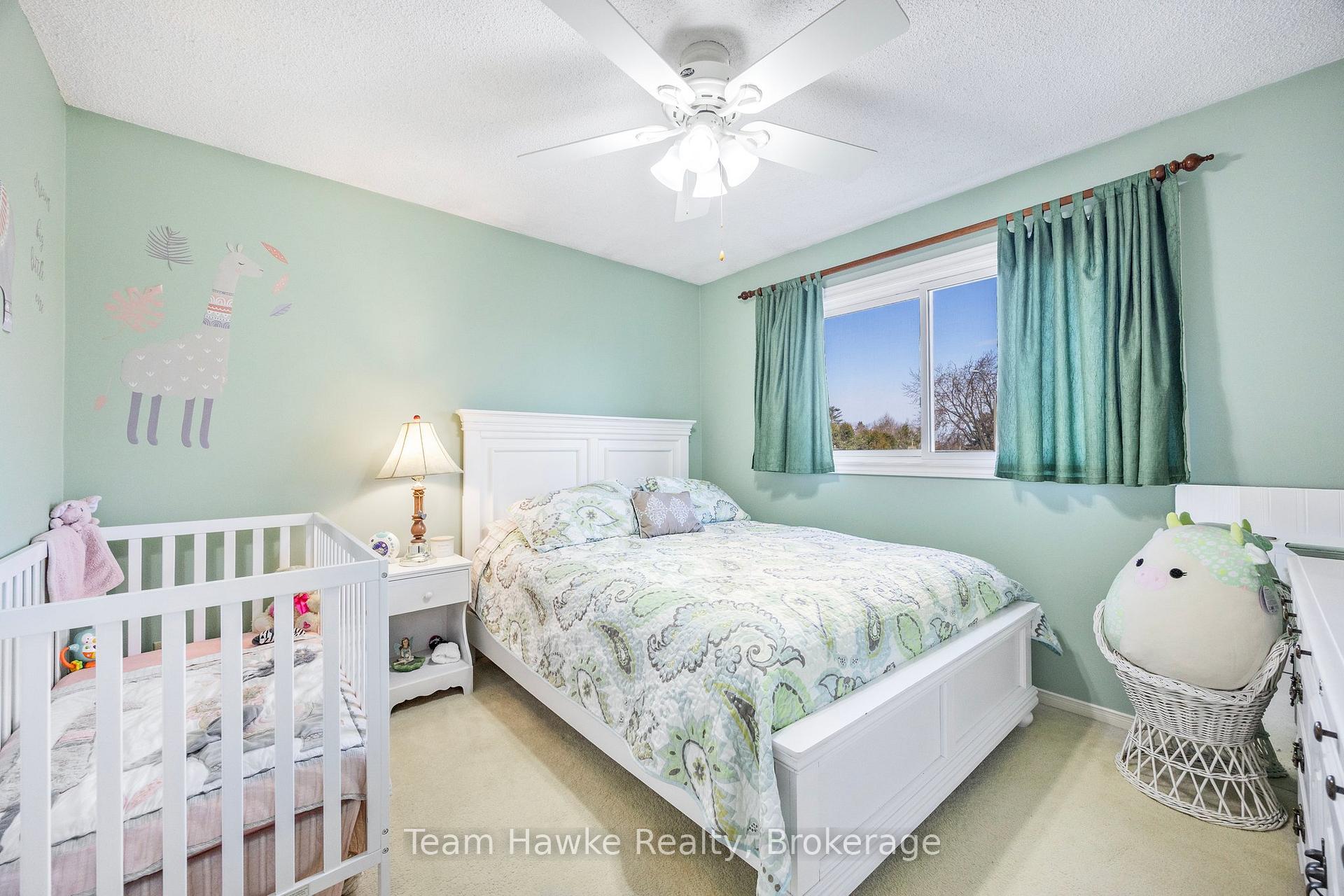 Photo 28 of 953 Playfair Road, Midland — HOMEH
