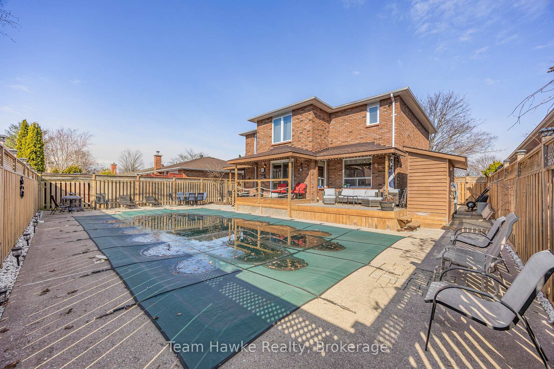 Photo 39 of 953 Playfair Road, Midland — HOMEH