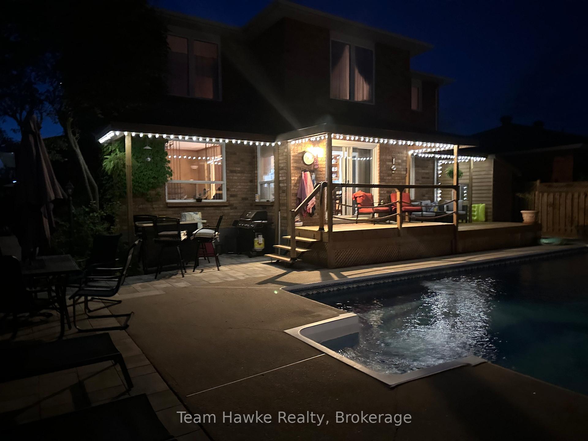 Photo 49 of 953 Playfair Road, Midland — HOMEH