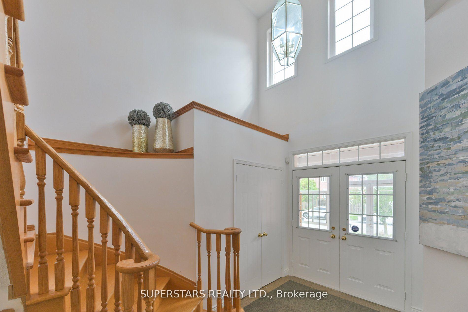Photo 12 of 32 Thornton Street, Markham, Milliken Mills East — HOMEH