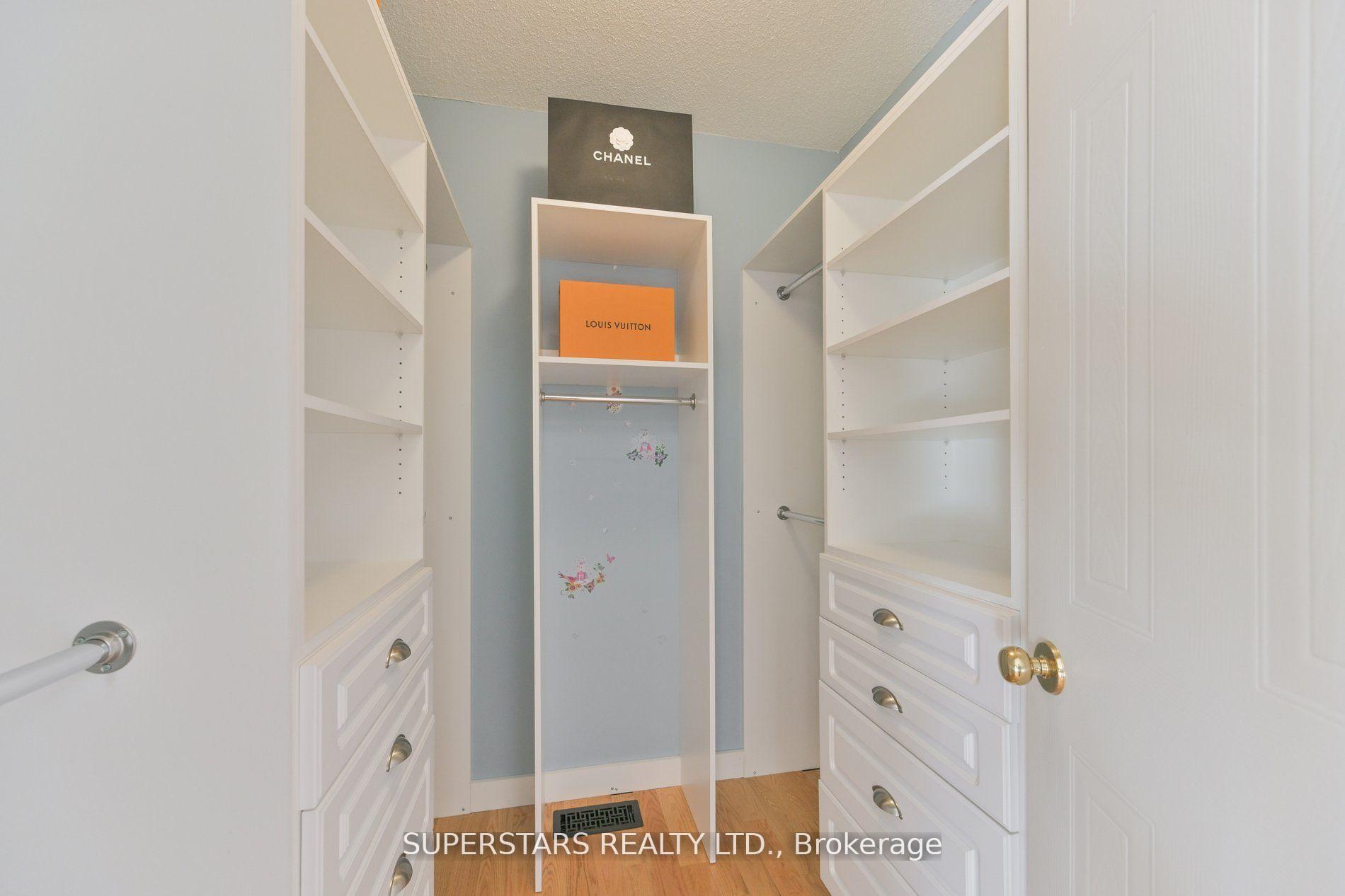 Photo 18 of 32 Thornton Street, Markham, Milliken Mills East — HOMEH