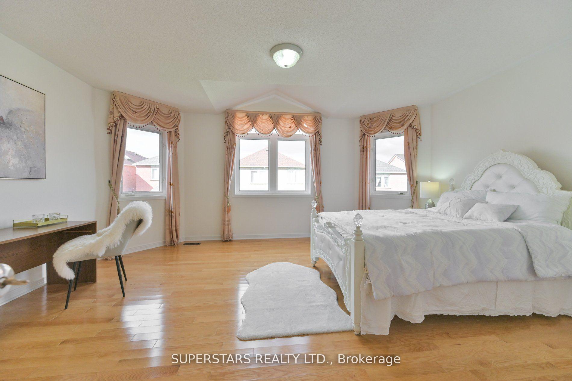 Photo 20 of 32 Thornton Street, Markham, Milliken Mills East — HOMEH
