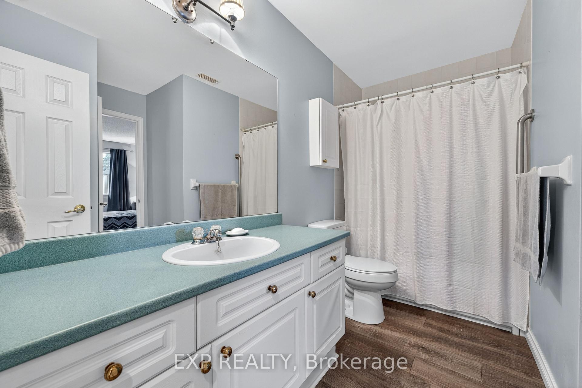 Photo 12 of 1045 Springfield Drive, Kingston, City Southwest — HOMEH