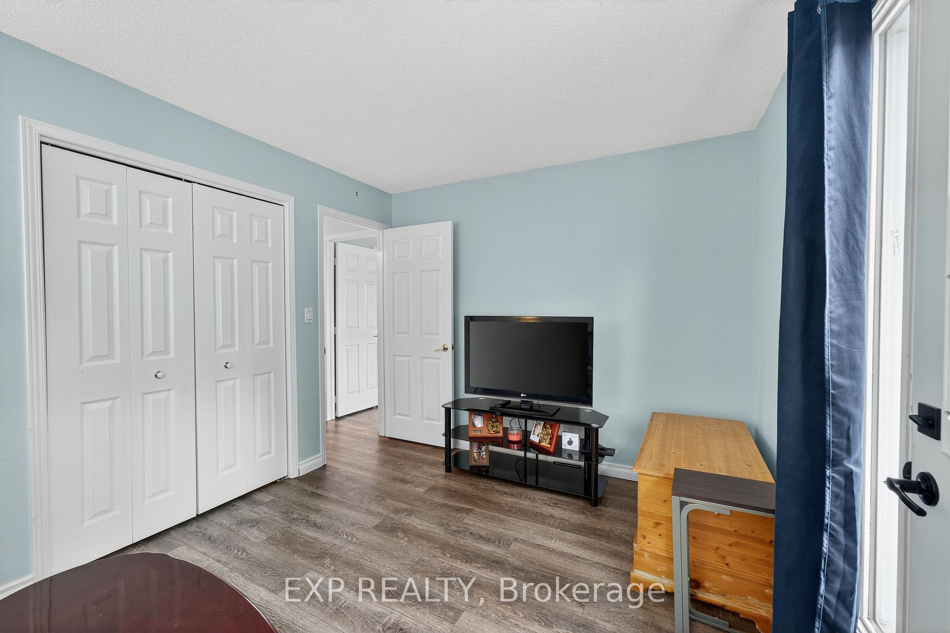 Photo 17 of 1045 Springfield Drive, Kingston, City Southwest — HOMEH