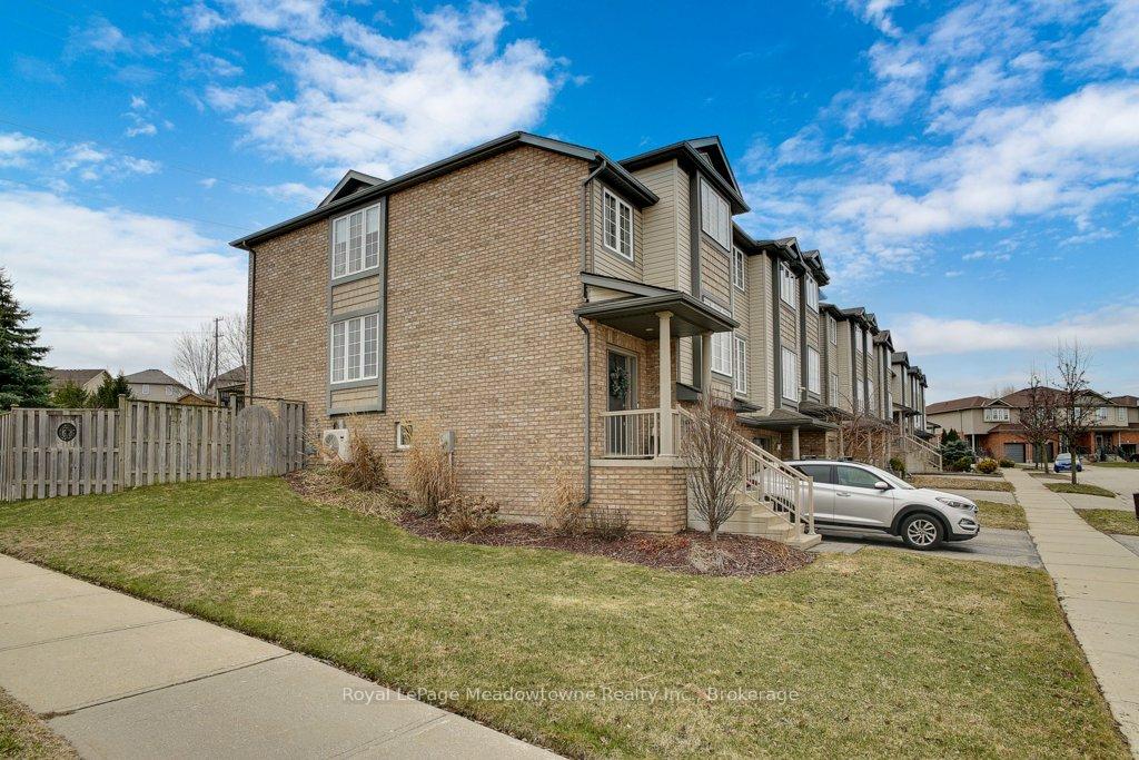 Photo 7 of 40 Tudor Street, Kitchener, Huron Park — HOMEH
