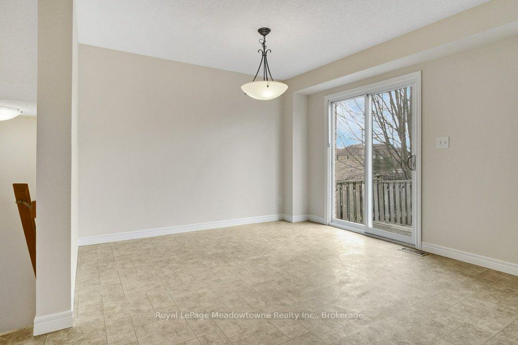 Photo 8 of 40 Tudor Street, Kitchener, Huron Park — HOMEH