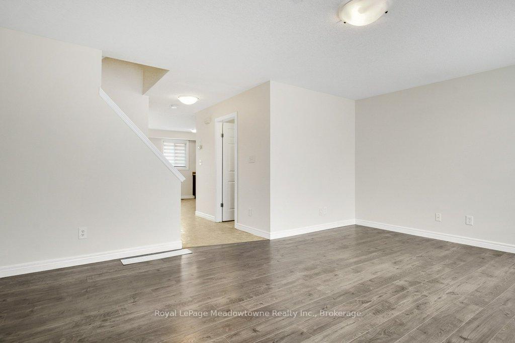 Photo 21 of 40 Tudor Street, Kitchener, Huron Park — HOMEH