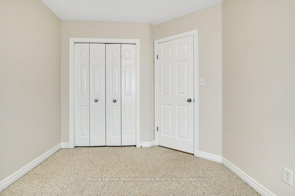 Photo 27 of 40 Tudor Street, Kitchener, Huron Park — HOMEH