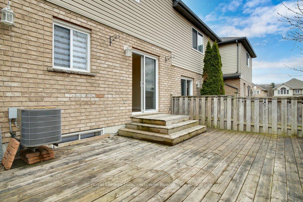 Photo 38 of 40 Tudor Street, Kitchener, Huron Park — HOMEH